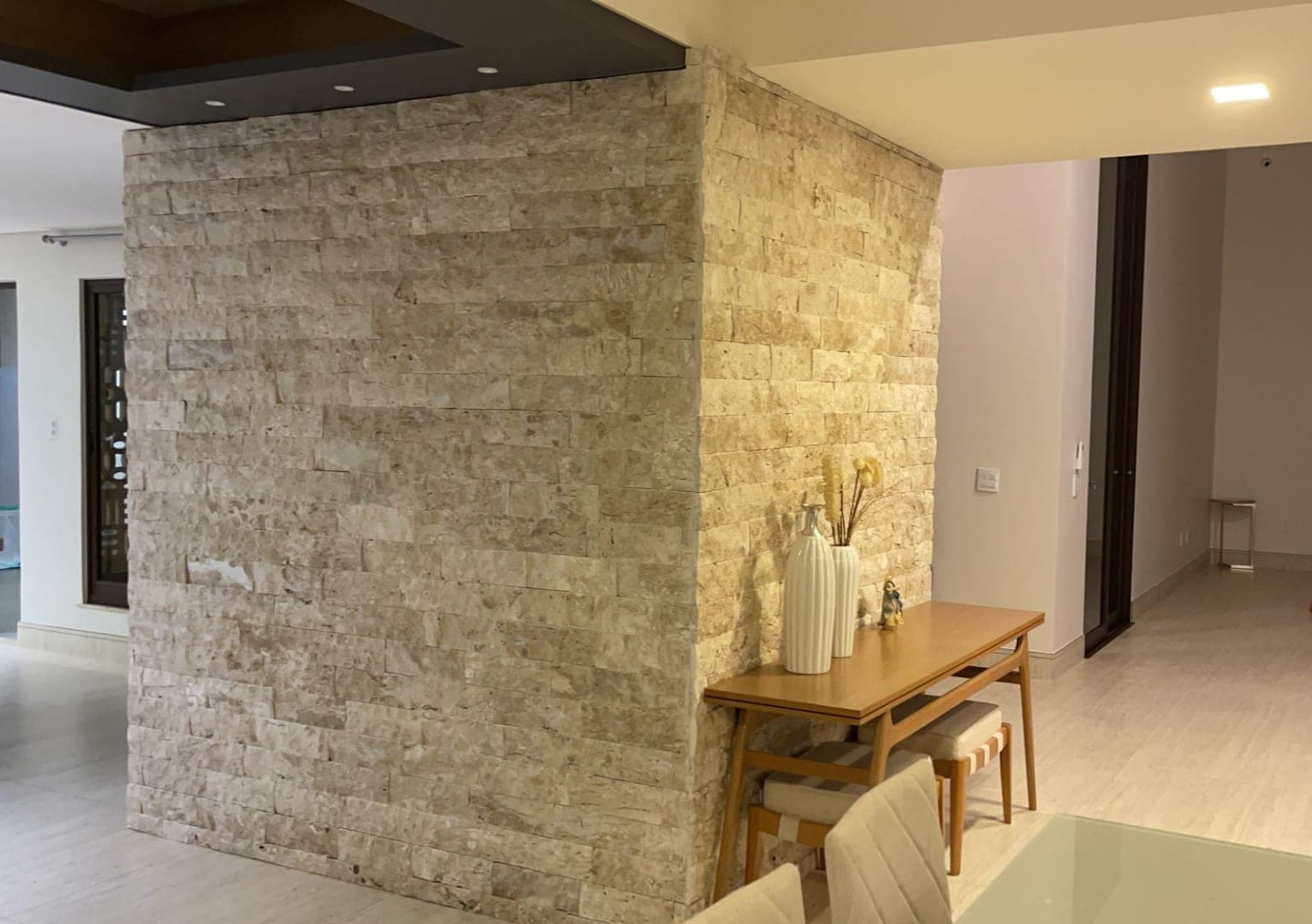 Travertino Rock Face 10 × 30 2